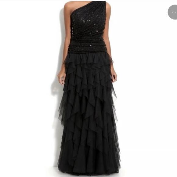 Tadashi Shoji One Shoulder Sequin Mesh Tiered Black Gown Size 6 - Picture 3 of 15